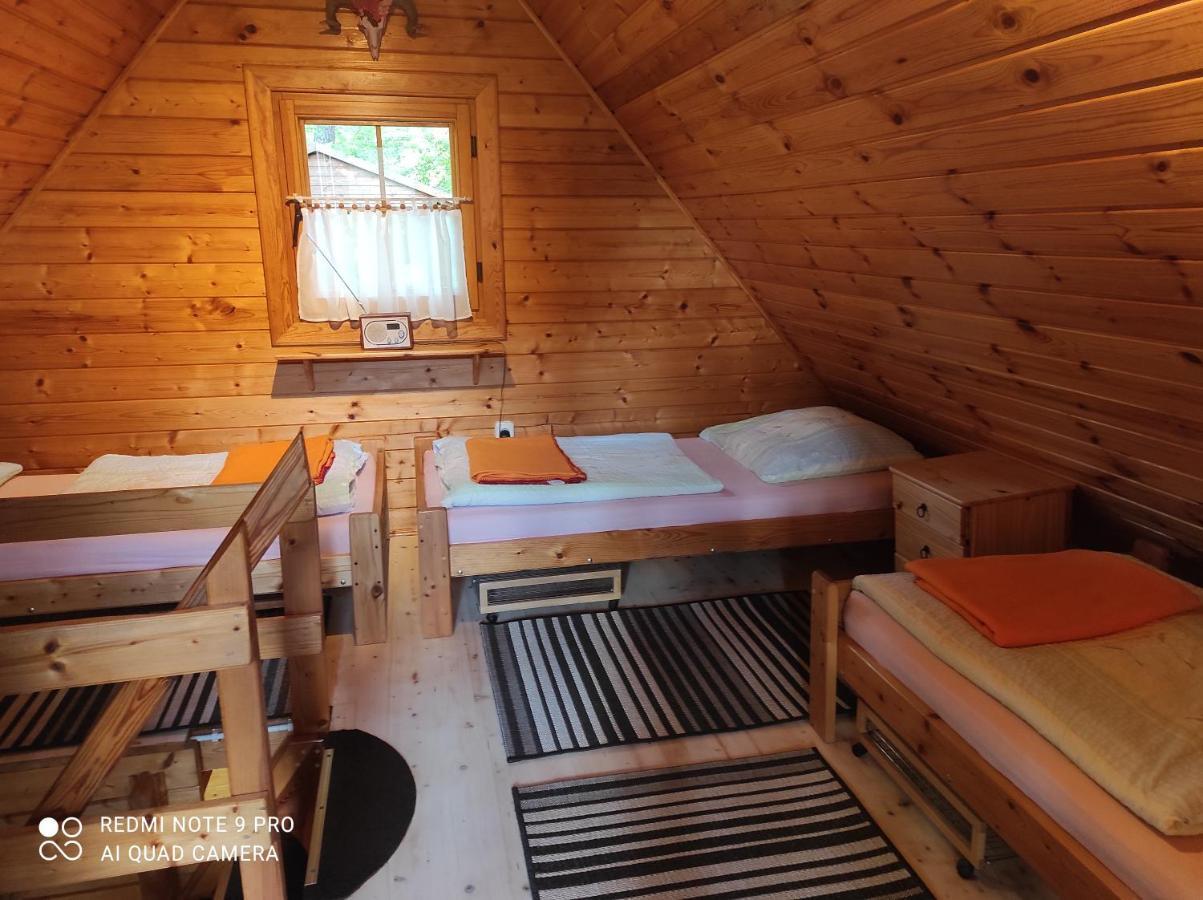 Chatki Saturnina I Pokoje Świnoujście Esterno foto